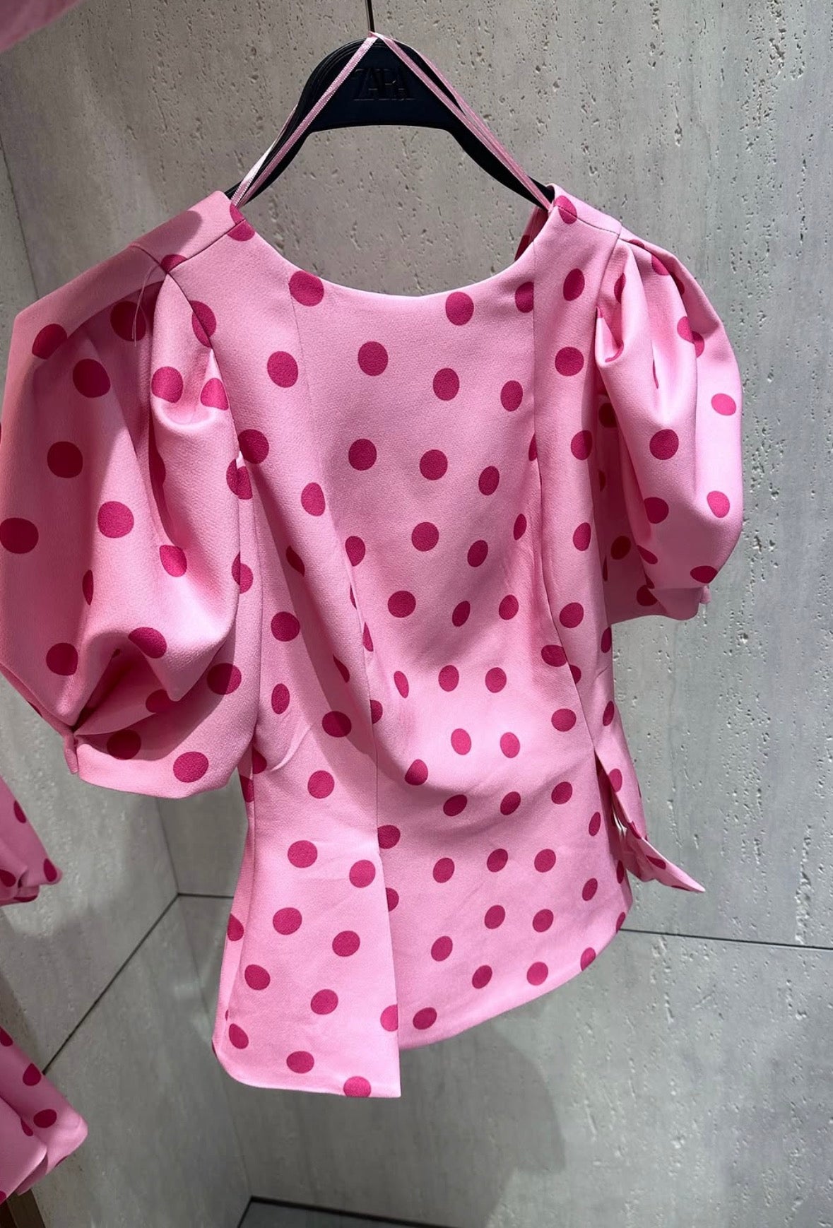 Parisian polka dots blusa