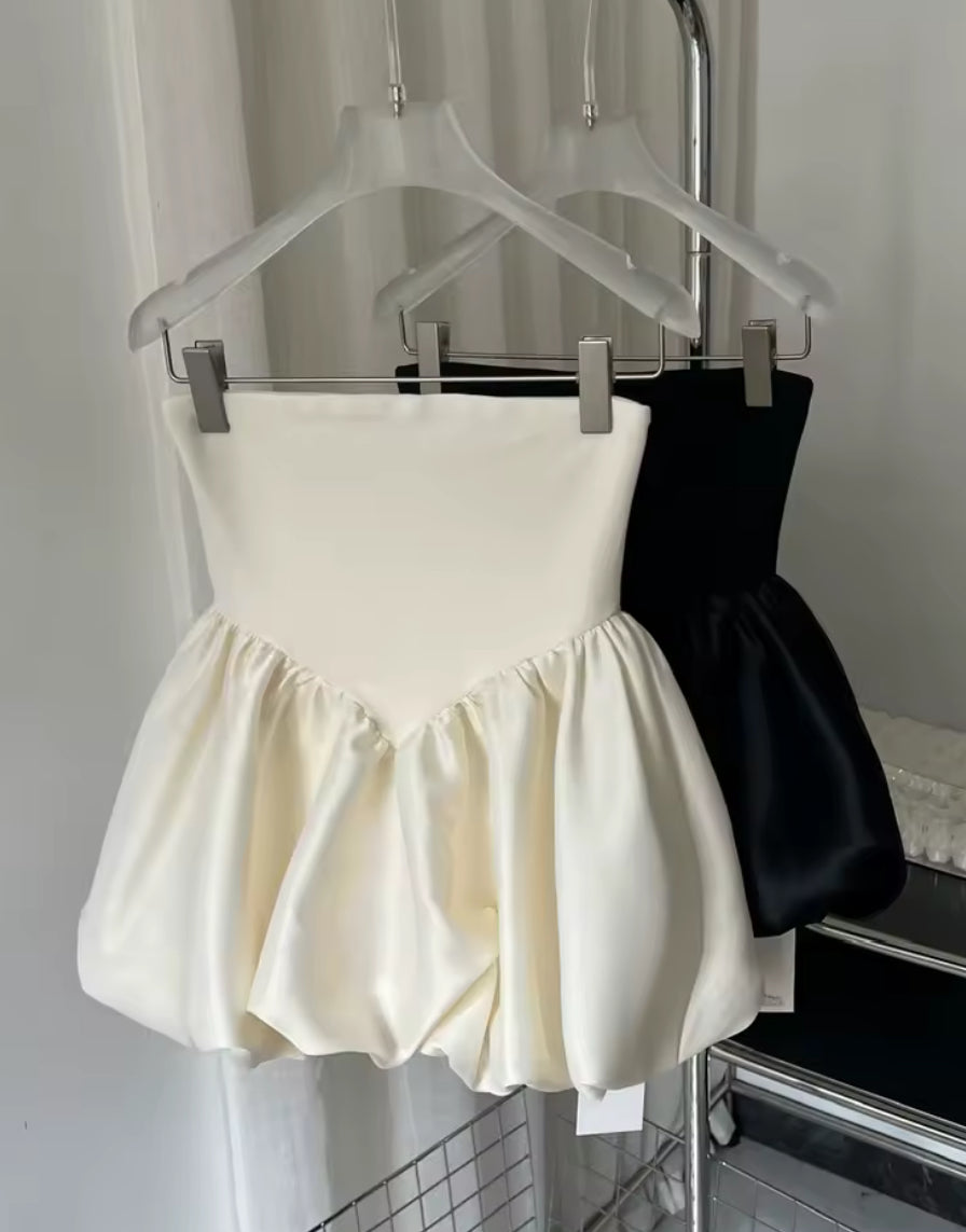 Top Nube estilo "Bubble hem"