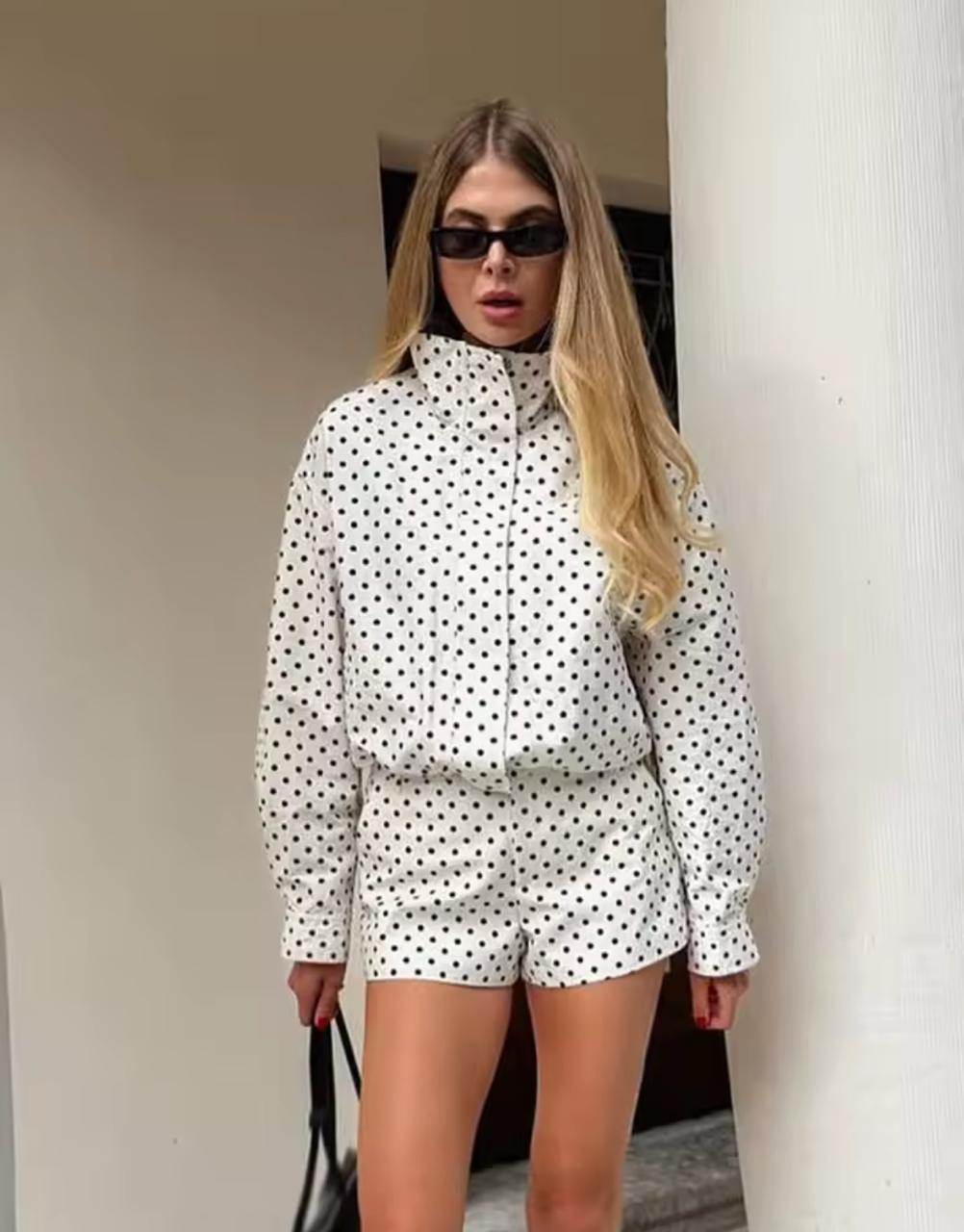 Conjunto en tendencia "Polka dots"