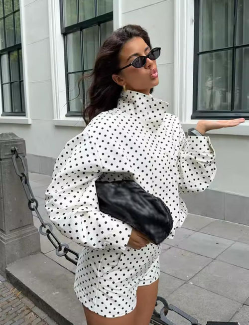 Conjunto en tendencia "Polka dots"
