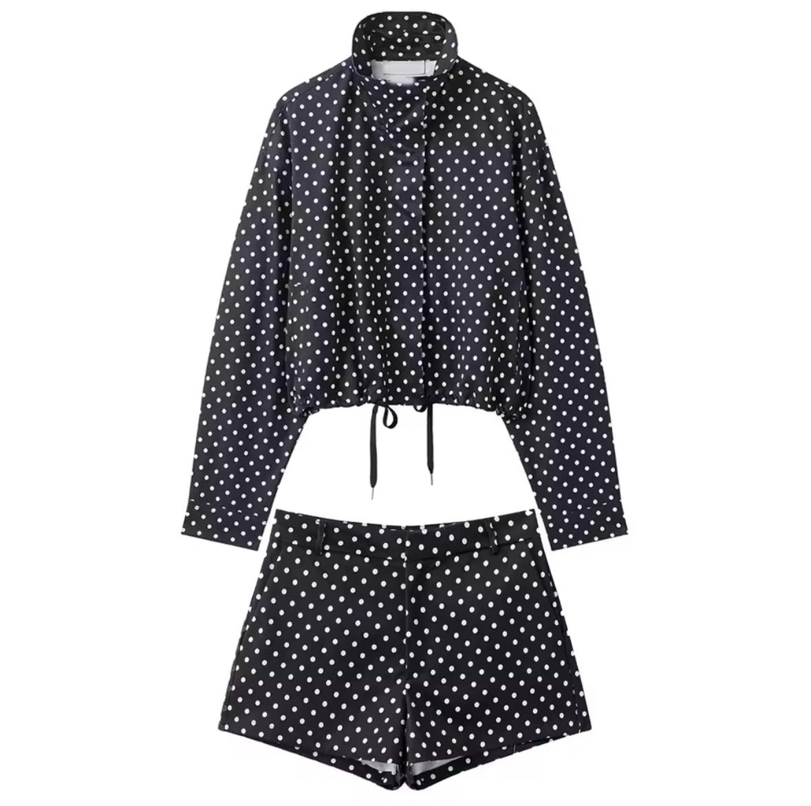 Conjunto en tendencia "Polka dots"