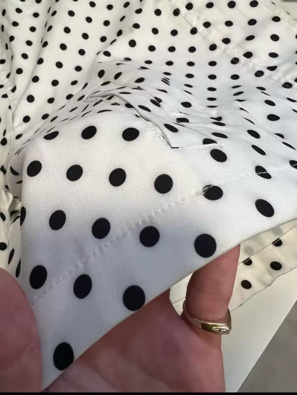 Conjunto en tendencia "Polka dots"
